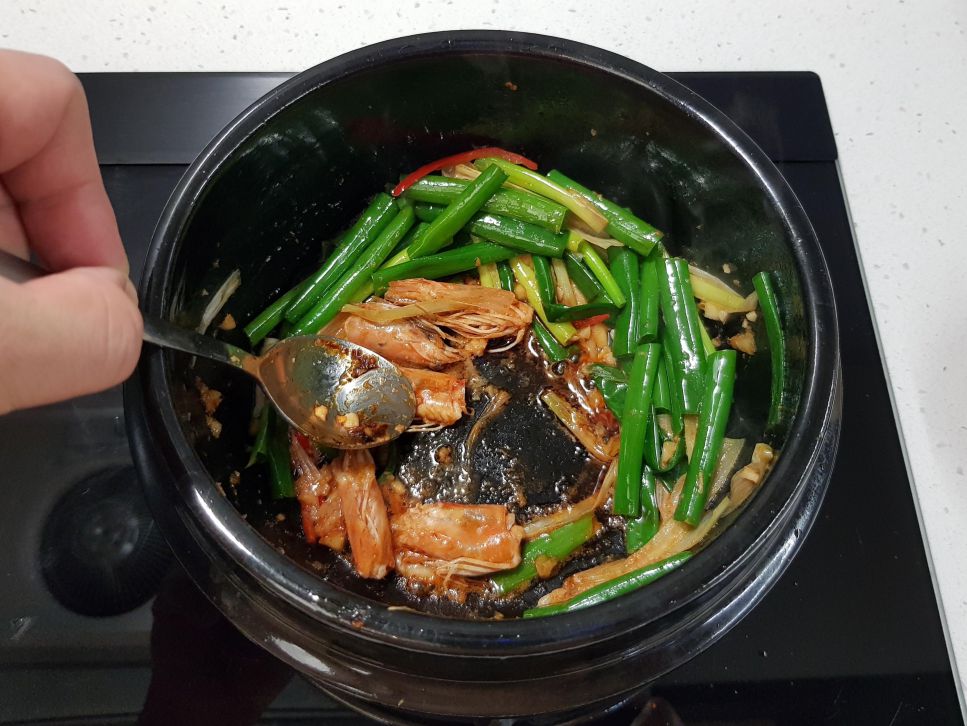 韩式鲜虾牛肉嫩豆腐锅的加工步骤