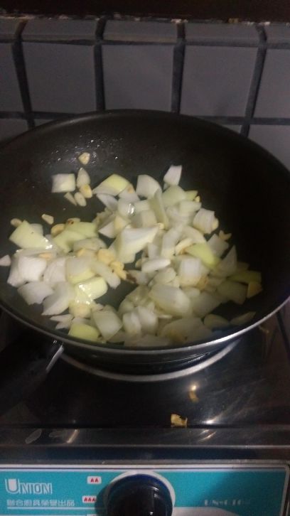 🍴蒜片黑椒炒牛肉的加工步骤