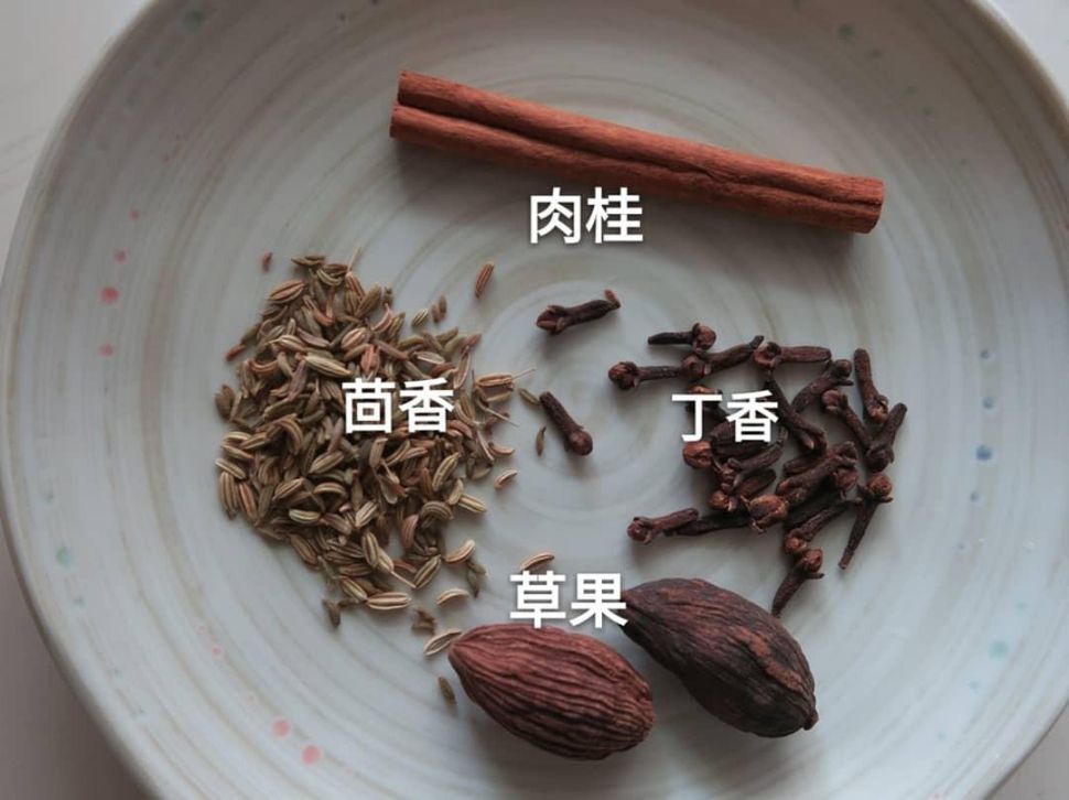 越式牛肉汤的加工步骤