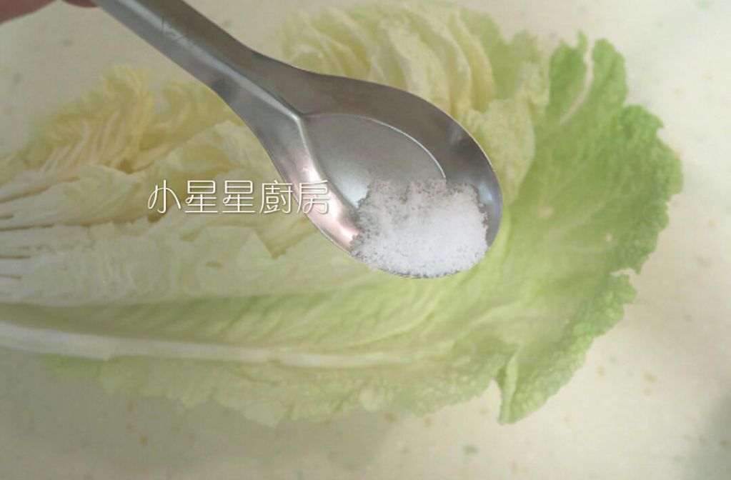 韩式辣白菜的加工步骤