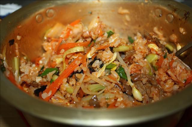 [韩食] 美味营养满分在家也可以做的 비빔밥(韩式拌饭)的加工步骤