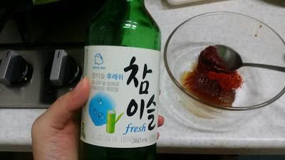 韩国辣酱炒小鱼干고추장멸치볶음的加工步骤