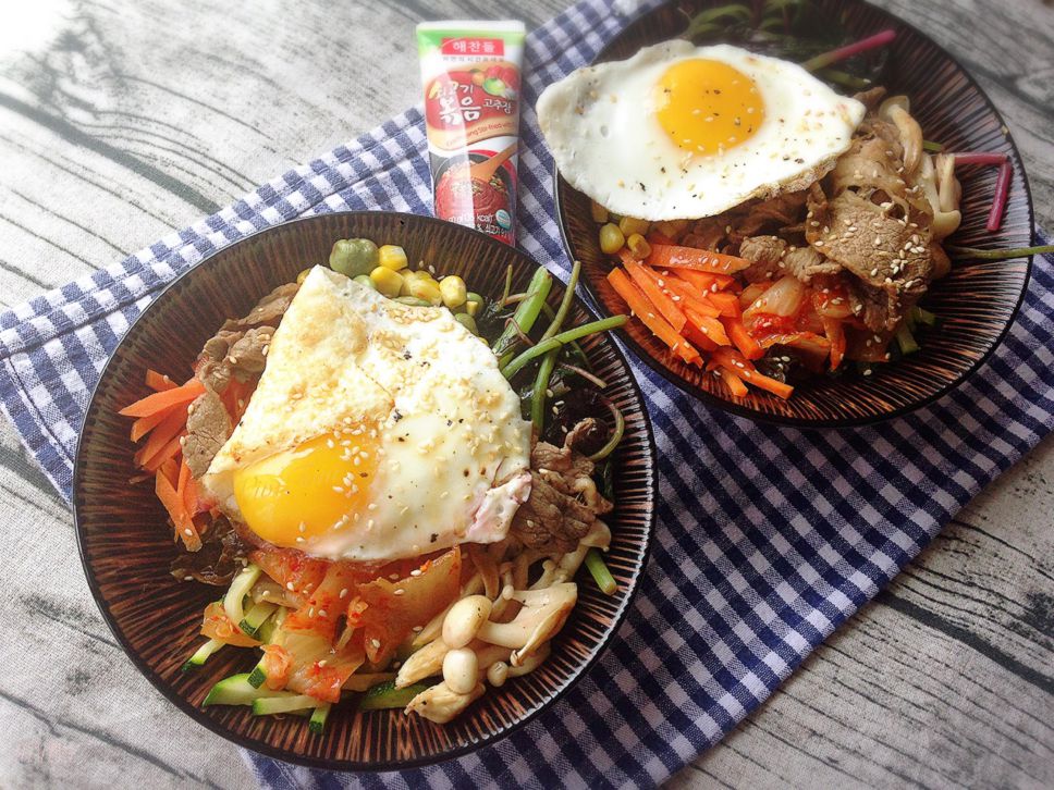 韩式伪石锅拌饭 비빔밥的加工步骤