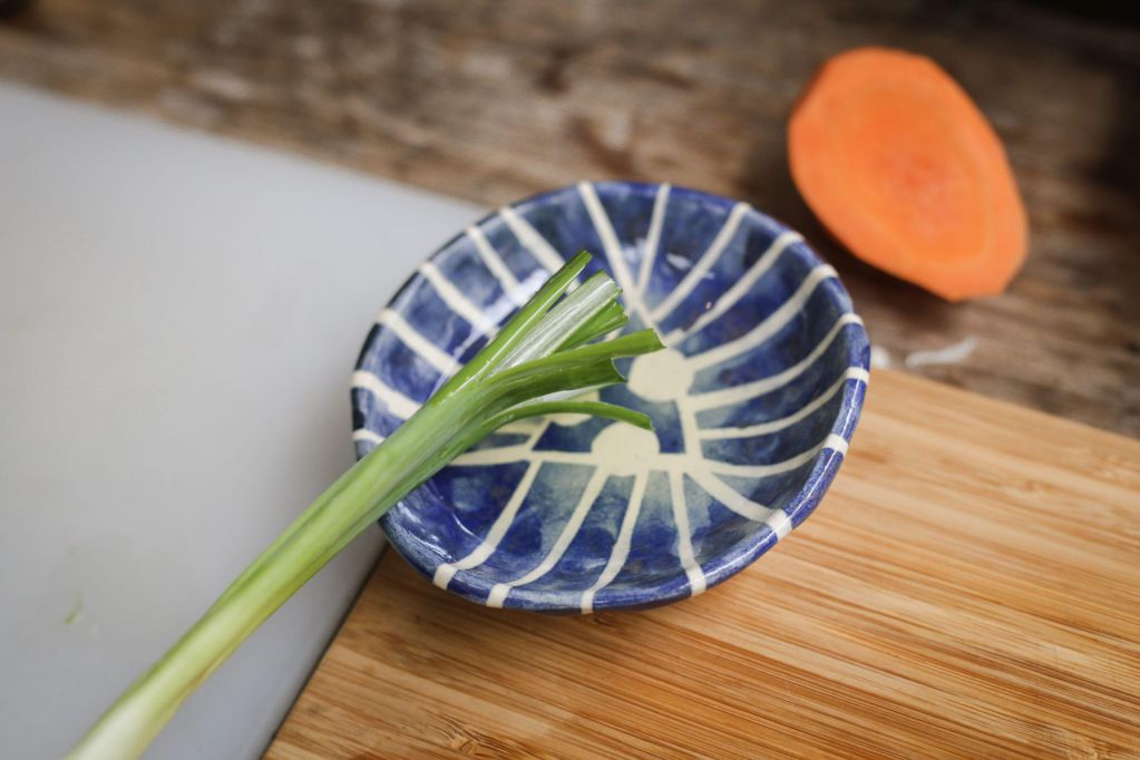 铸铁锅食谱｜夏日派对料理首选．花枝烧的加工步骤