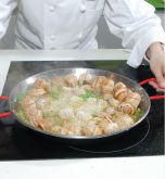 【西班牙料理】西班牙海鲜饭 Paella的加工步骤