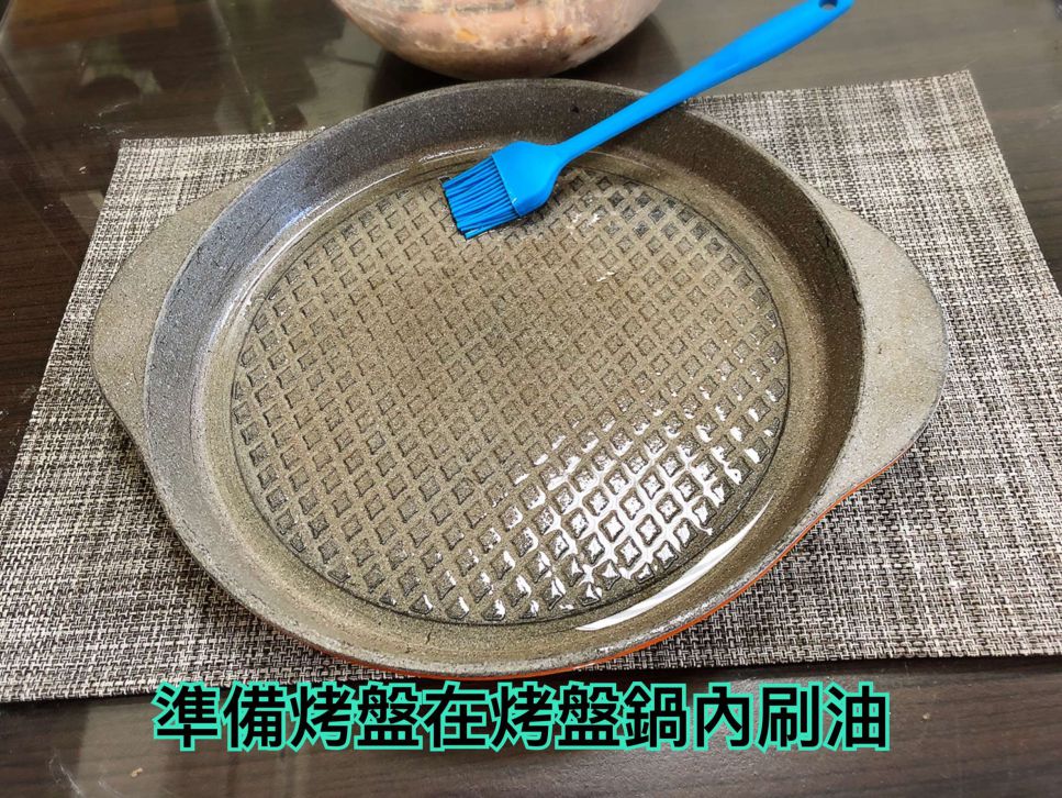 烤番茄猪肉豆腐佐红酱(水波炉料理)的加工步骤