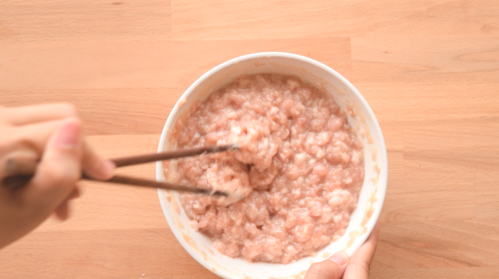 超绵密家常蒸肉饼的加工步骤