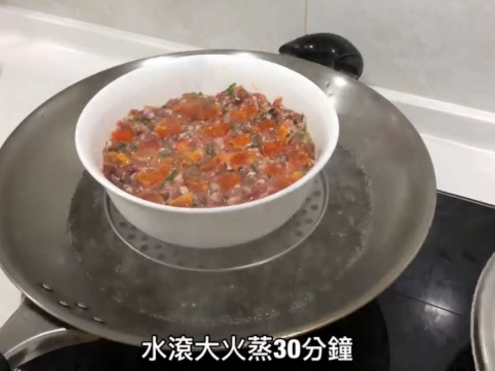 咸蛋黄瓜仔肉（视频示范）的加工步骤