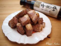 《Peggy厨房》骰子牛排佐肉汁奶油酱