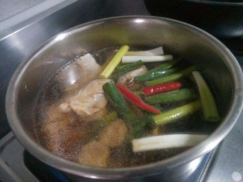 油豆腐爌肉的加工步骤