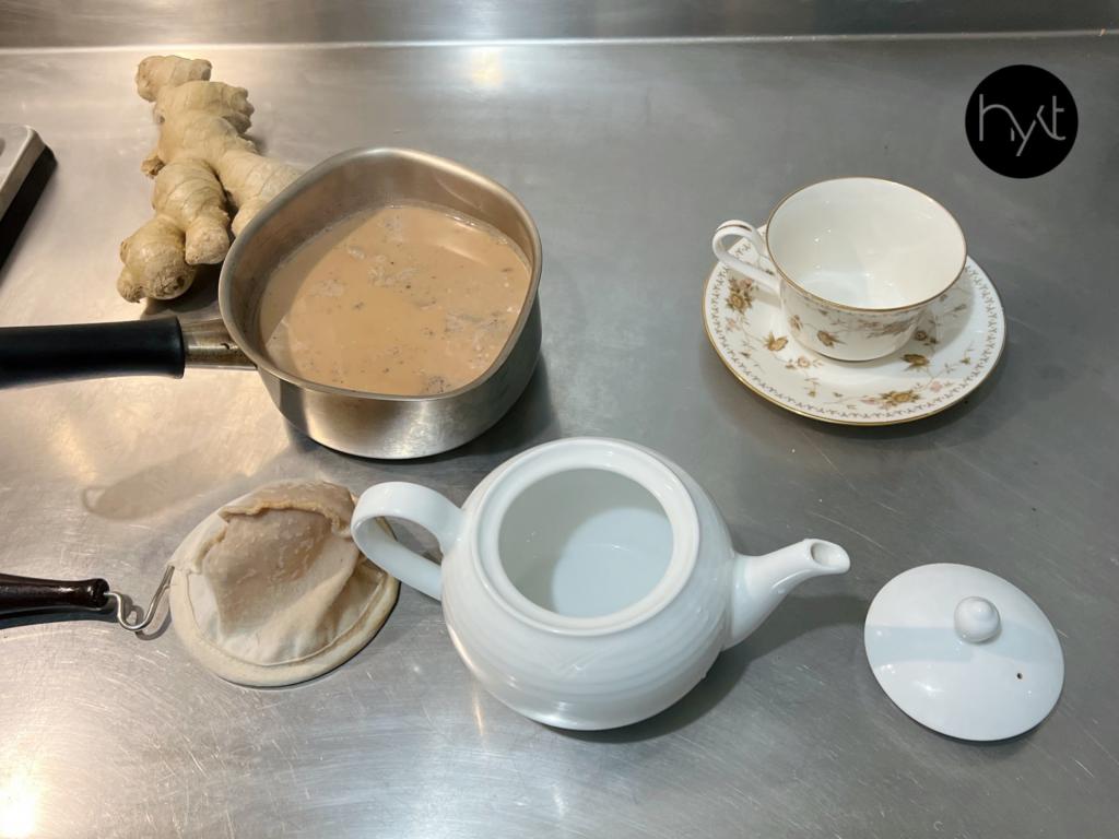 荼公子姜汁锅煮奶茶(姜汁红茶、香料奶茶)的加工步骤