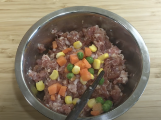 豆腐蒸肉饼蒜蒸蛋的加工步骤