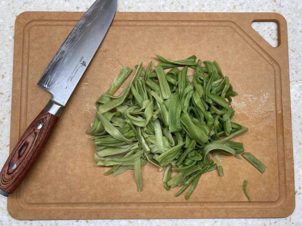 嘎嘣脆涼拌貢菜 的加工步驟