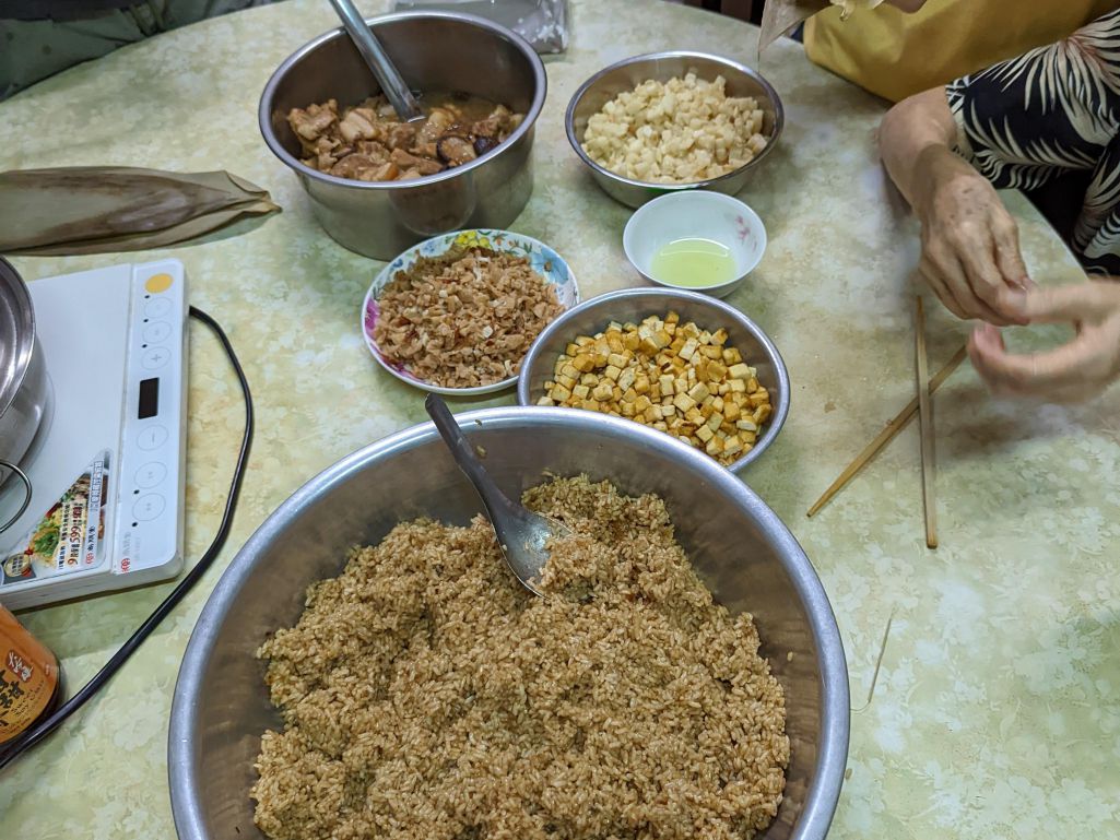 端午肉粽 的加工步骤