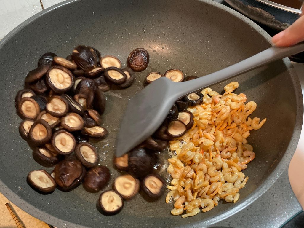 端午节肉粽 的加工步骤