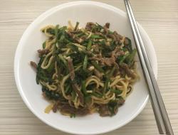 沙茶牛肉炒面 