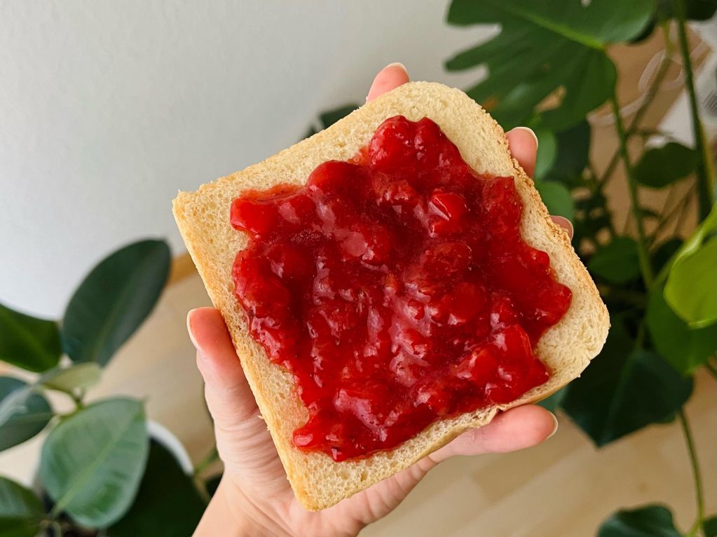 🍓超简草莓鲜奶 的加工步骤