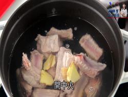 萝卜钱排骨汤 