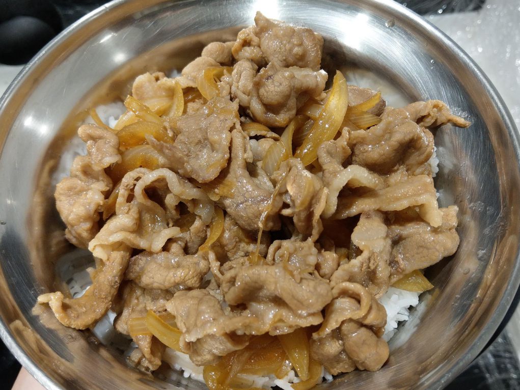 猪肉丼饭 的加工步骤