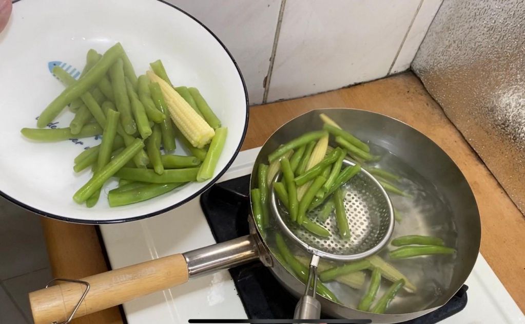 牛排佐炼奶 的加工步骤