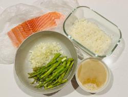 芦笋鲑鱼香料饭