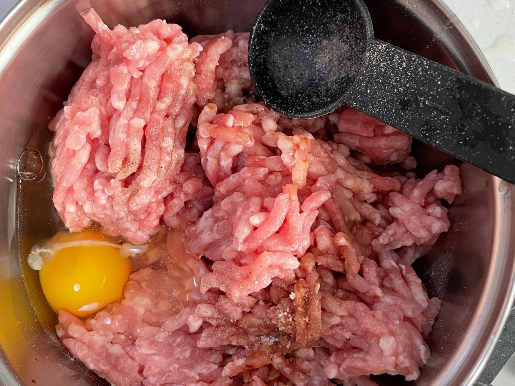 大黄瓜镶肉的加工步骤