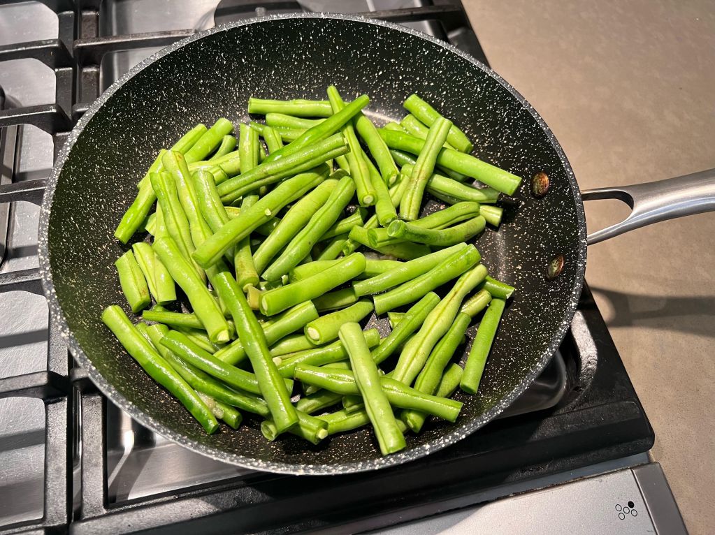 香肠四季豆的加工步骤