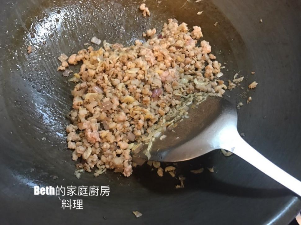 草仔粿（艾草粿）的加工步骤