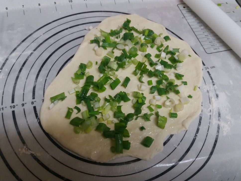 葱油饼~外酥内软耐心版的加工步骤