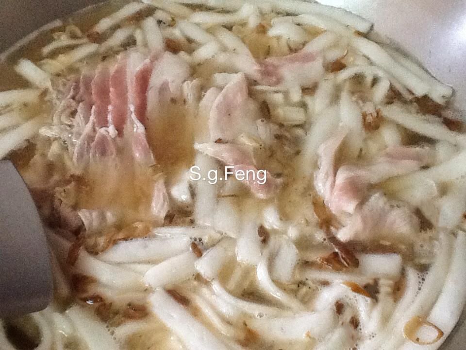 鲜虾肉片粿仔条（汤）的加工步骤