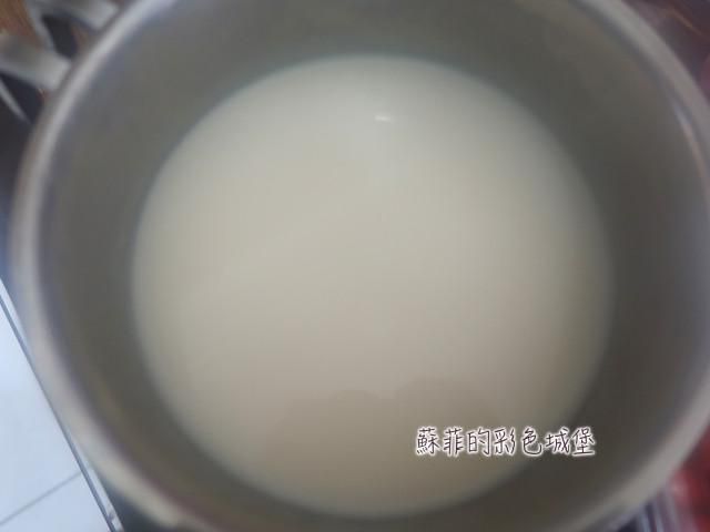 『黑糖姜汁豆花』用天然洋菜条做好吃的豆花的加工步骤