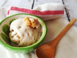 香蕉牛奶糖冰淇淋 Banana &amp; Salted Caramel Sprinkle Ice Cream