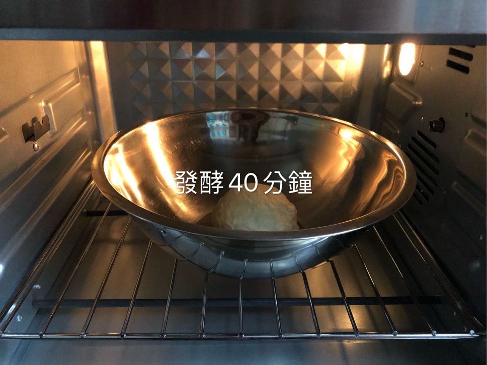 手工披萨。KitchenAid自製饼皮的加工步骤