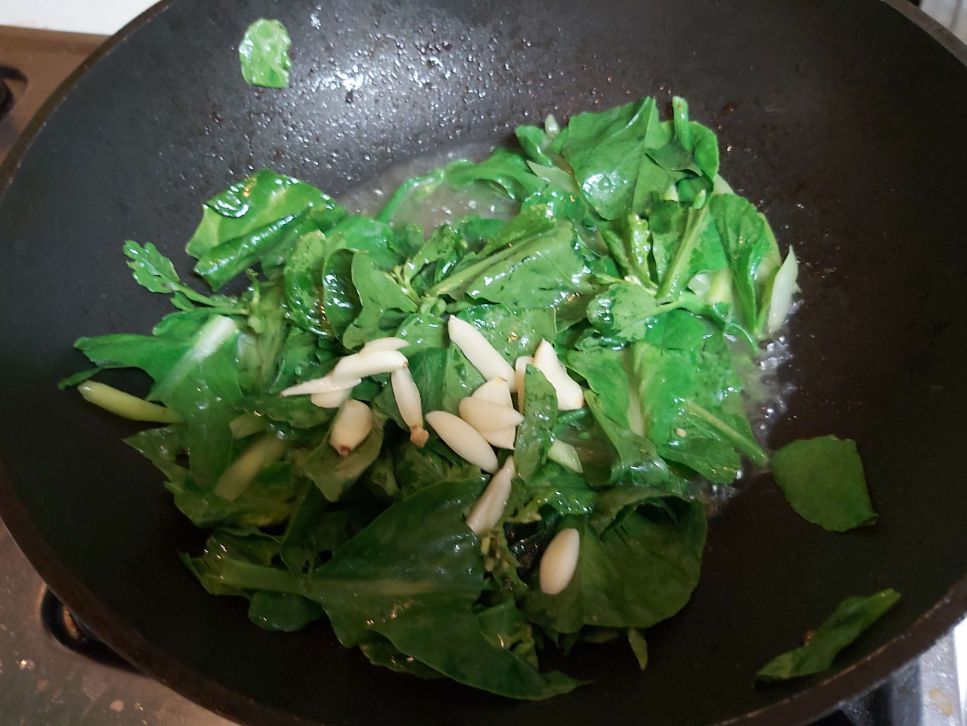 芥兰牛肉🥄🍛的加工步骤