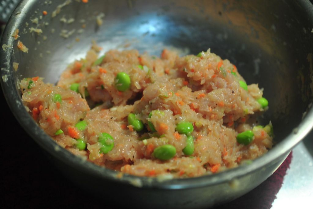 毛豆鸡肉饼(便当菜)的加工步骤