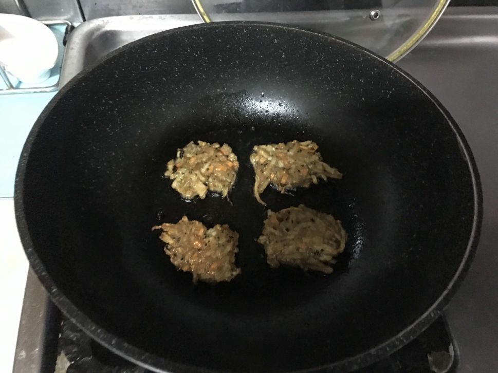 豆渣全素肉，完全没豆渣味的豆渣菜卷的加工步骤