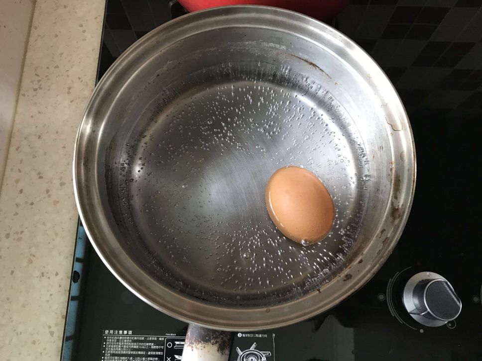 寿喜烧肉玉子饭团＿吃了干杯不醉的加工步骤