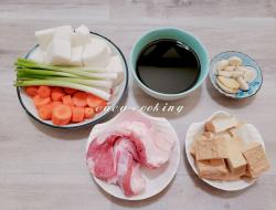 红白萝卜香卤豆腐五花肉(电子压力锅)