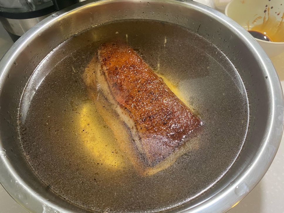 ［生酮低醣餐］梅干扣肉 福菜烧白的加工步骤