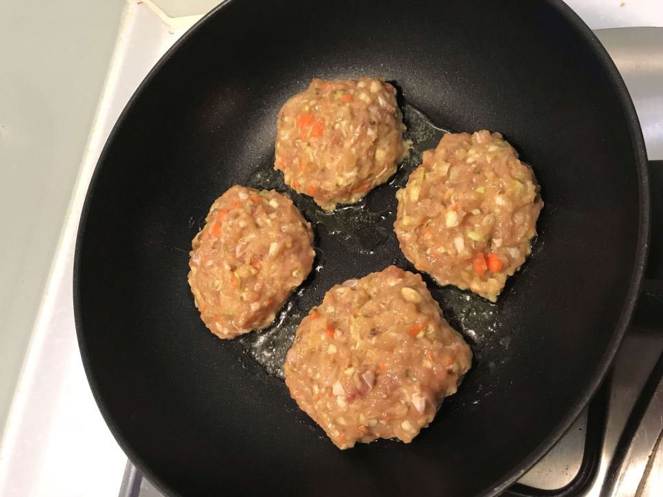 鸡肉煎饼的加工步骤