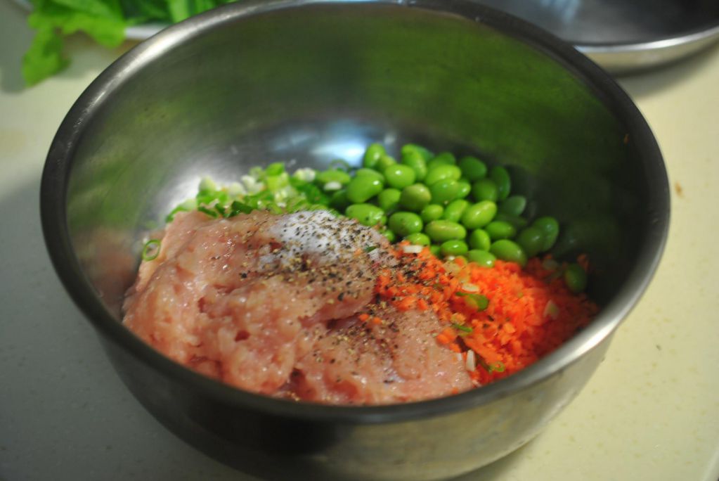 毛豆鸡肉饼(便当菜)的加工步骤