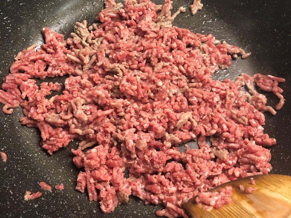 日本常见的便当～肉鬆盖饭そぼろ丼的加工步骤