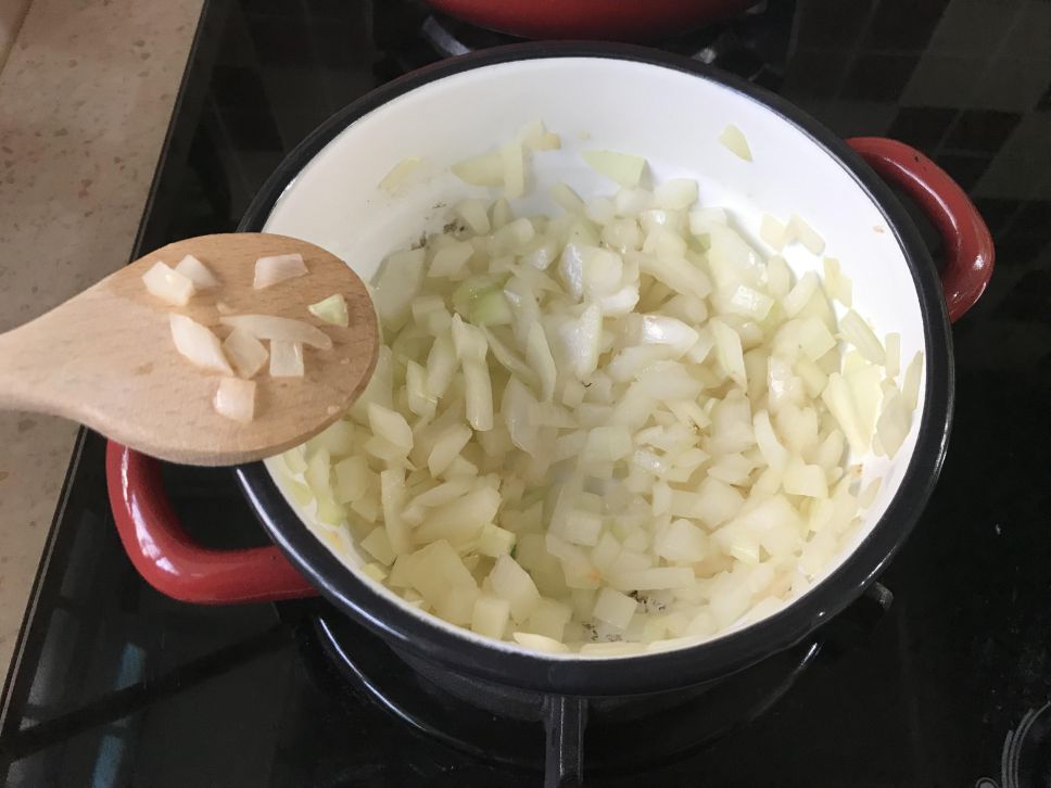 味噌豆浆燕麦粥早餐的加工步骤