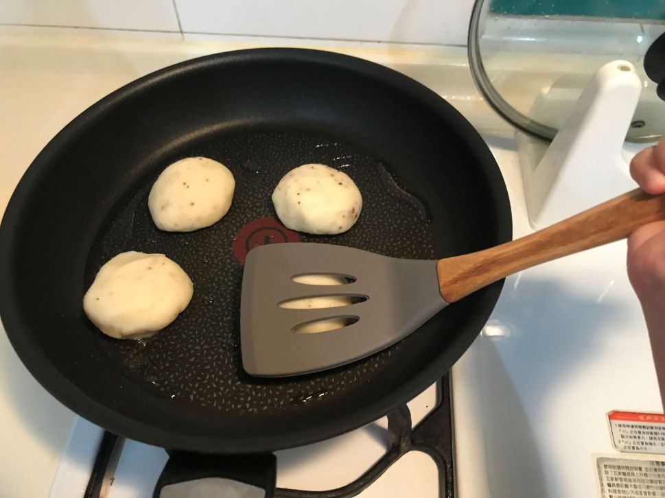 简单早餐～起司马铃薯煎饼🧡的加工步骤