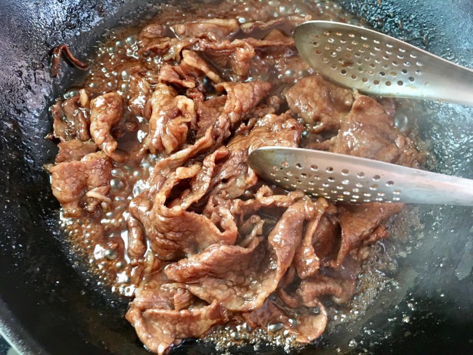 照烧牛肉三明治🥪的加工步骤