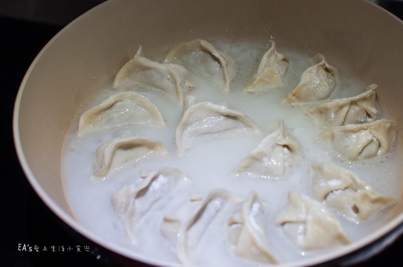 日式冰花煎饺的加工步骤