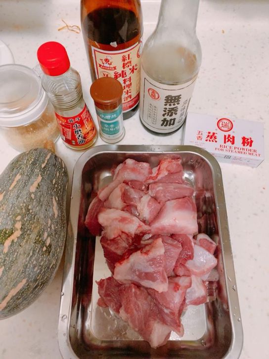 电锅料理｜当男人恋爱时粉蒸肉的加工步骤