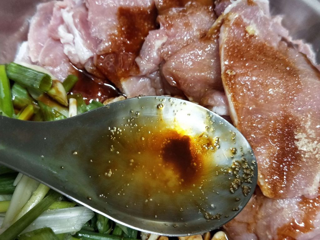 中秋腌肉片的加工步骤