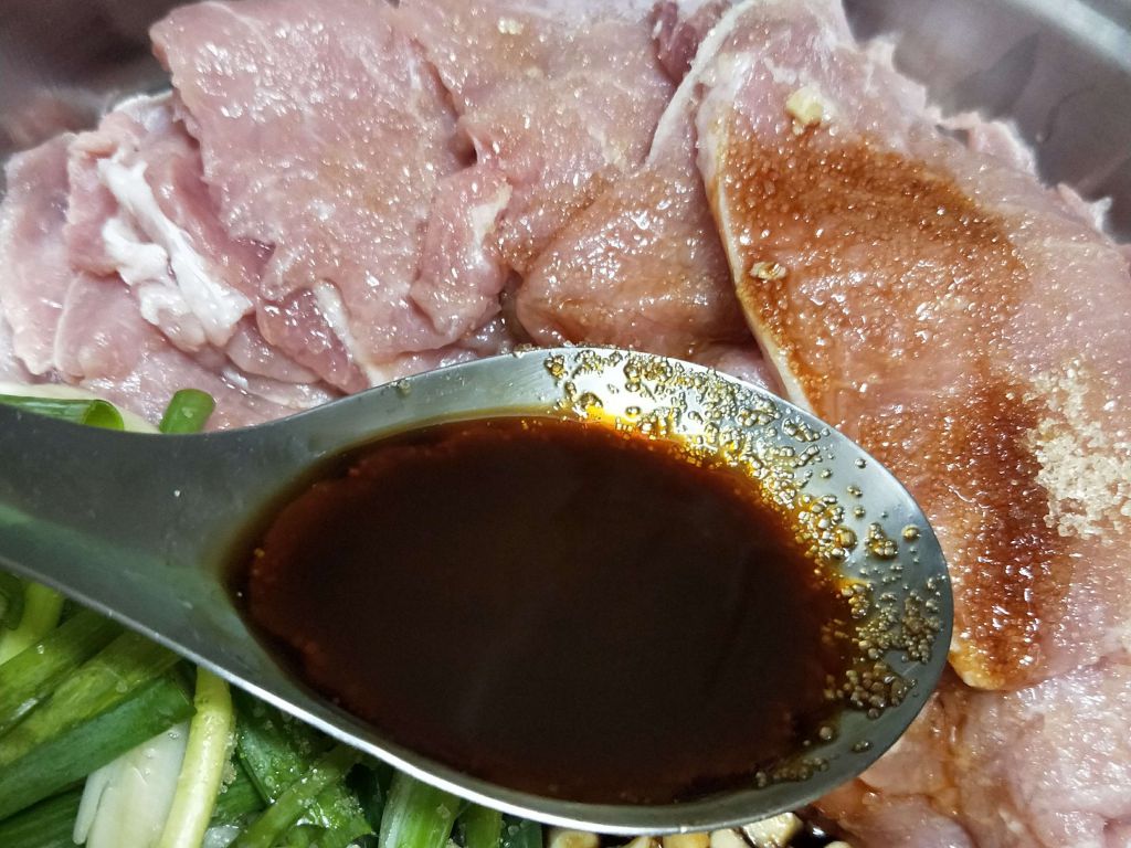 中秋腌肉片的加工步骤