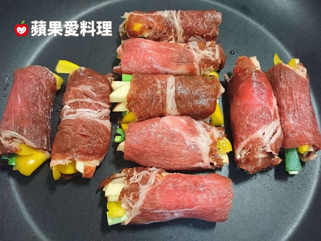 蔬果猪肉卷－中秋烤肉必学的加工步骤